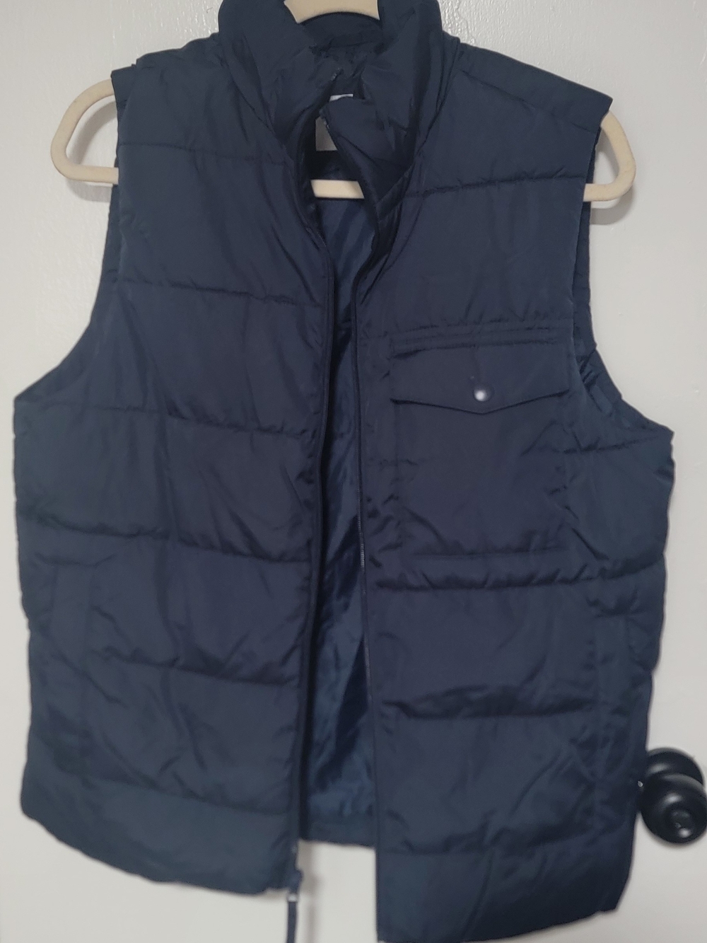 Old Navy Men’s Navy Blue Puffer Vest Size Small